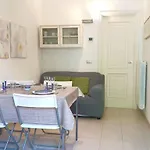 Apartament Bilocale Casa Manu Garden Finale Ligure