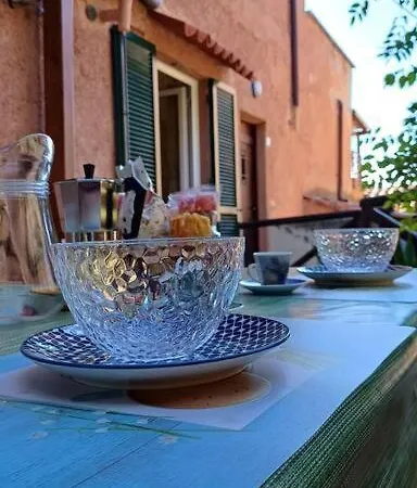 Bilocale Casa Manu Garden Apartment Finale Ligure