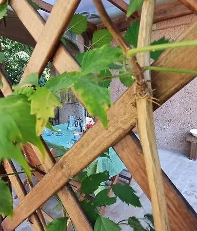 Bilocale Casa Manu Garden Finale Ligure